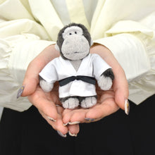 画像をギャラリービューアに読み込む, NICI (ニキ)| キーホルダー ゴリラ/ジュウドウ 10cm