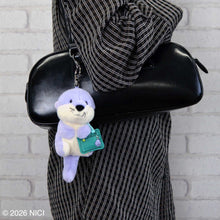 画像をギャラリービューアに読み込む, NICI(ニキ) |キーホルダー Winter26 カワウソ PU 12cm ヘッダーカード