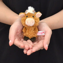 画像をギャラリービューアに読み込む, NICI (ニキ)| キーホルダー Farm Friends2024 ウシ マクモーレー 10cm