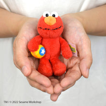 画像をギャラリービューアに読み込む, SESAME STREET | セサミストリート NICI キーリング エルモ 10cm