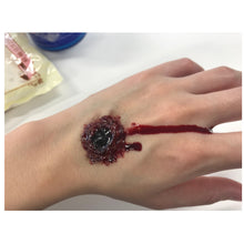 画像をギャラリービューアに読み込む, 舞台屋 | ドレッシーレッド 100mL R-04 血のり/血糊/落ちる/洗える