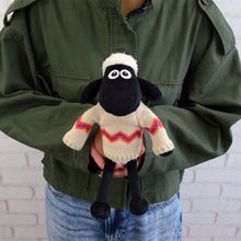 画像をギャラリービューアに読み込む, NICI (ニキ）| Shaun the sheep(ひつじのショーン)  ぬいぐるみ 25cm 30周年ニット
