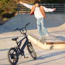画像をギャラリービューアに読み込む, 直営店 電動アシスト自転車 E-BIKE BMX CYRQ サーク
