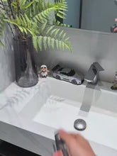 ギャラリービューア【2026新登場】水鉄砲 電動 高速連射式 電動ウォーターガン トイウォーターピストル UZIに読み込んでビデオを見る
