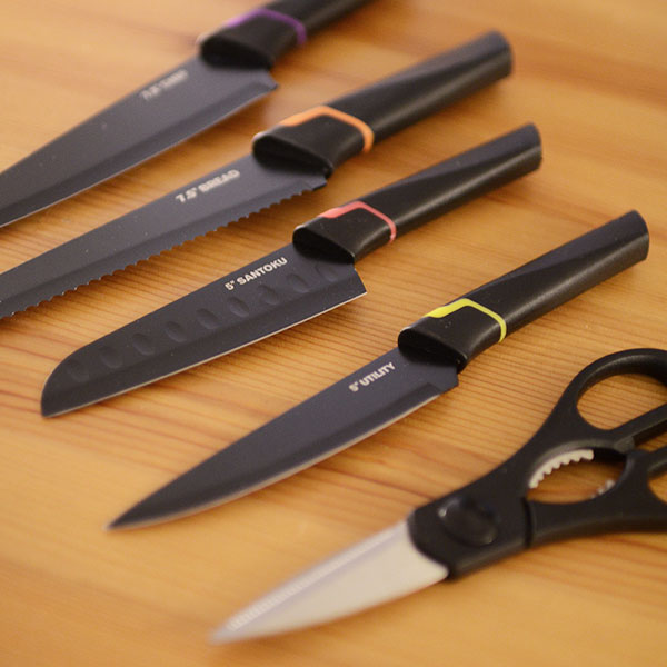 ノンスティック コーティング ブラックナイフ 4個セット＆シザーセット